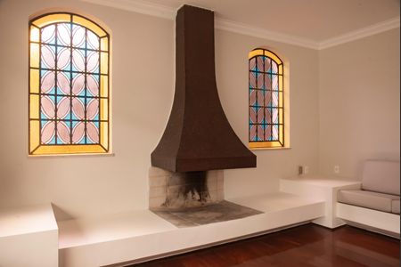 Casa para alugar com 1100m², 8 quartos e 8 vagasCasa 1 - Salaala