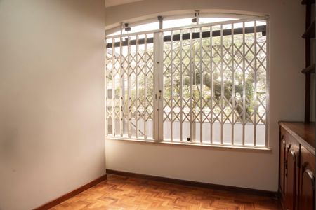 Casa para alugar com 1100m², 8 quartos e 8 vagasCasa 1 - Escritório