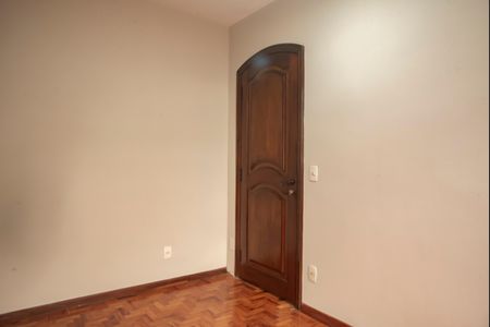 Casa para alugar com 1100m², 8 quartos e 8 vagasCasa 1 - Escritório