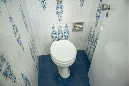 Casa para alugar com 1100m², 8 quartos e 8 vagasBanheiro da Piscina