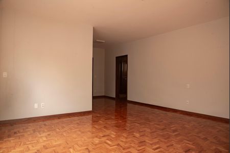 Casa para alugar com 1100m², 8 quartos e 8 vagasCasa 1 - Suíte 6
