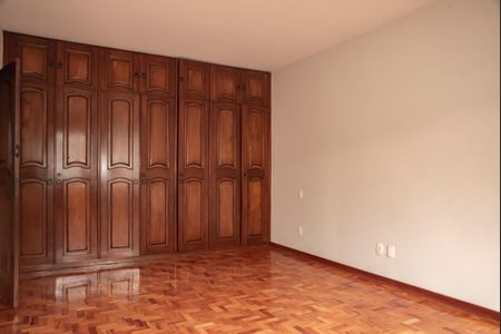 Casa para alugar com 1100m², 8 quartos e 8 vagasCasa 1 - Suíte 3
