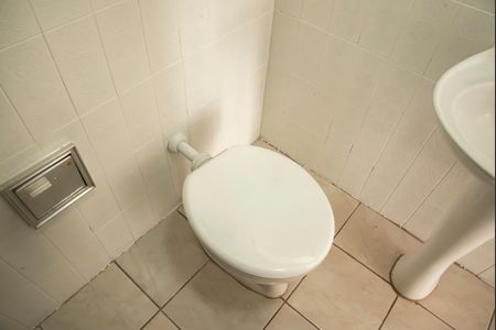 Casa para alugar com 1100m², 8 quartos e 8 vagasCasa 1 - Banheiro de Serviço