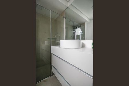 Apartamento à venda com 150m², 3 quartos e 2 vagas Apartamento à venda com 150m², 3 quartos e 2 vagasSuíte