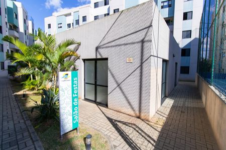 Apartamento para alugar com 54m², 2 quartos e 1 vaga Apartamento para alugar com 54m², 2 quartos e 1 vagaÁrea comum - Salão de festas