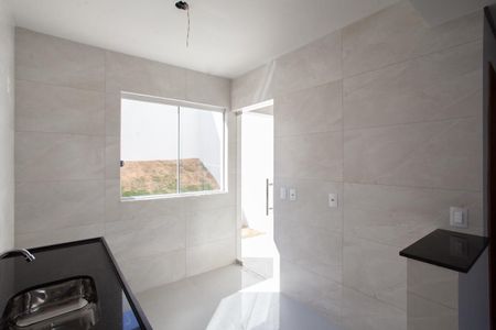 Casa à venda com 70m², 2 quartos e 1 vaga Casa à venda com 70m², 2 quartos e 1 vagaCozinha