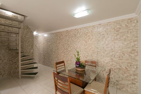 Apartamento à venda com 180m², 4 quartos e 3 vagasSala