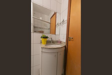 Apartamento à venda com 180m², 4 quartos e 3 vagasBanheiro/Suite 2