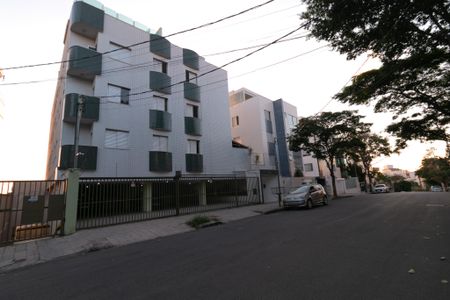 Apartamento à venda com 180m², 4 quartos e 3 vagasFachada