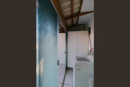 Apartamento à venda com 180m², 4 quartos e 3 vagasLavanderia