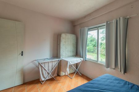 Casa à venda com 100m², 2 quartos e 2 vagas Casa à venda com 100m², 2 quartos e 2 vagasQuarto