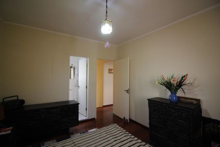 Casa à venda com 188m², 3 quartos e 4 vagasQuarto 3 - Suíte