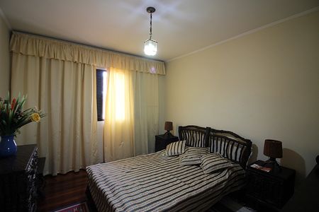 Casa à venda com 188m², 3 quartos e 4 vagasQuarto 3 - Suíte