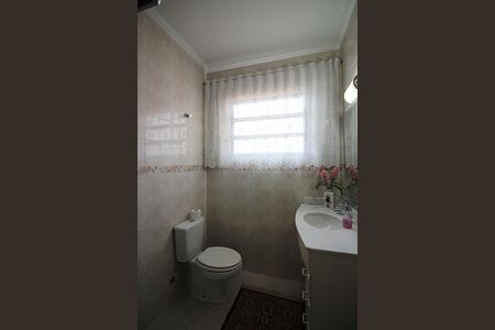 Casa à venda com 188m², 3 quartos e 4 vagasBanheiro Social