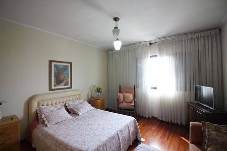 Casa à venda com 188m², 3 quartos e 4 vagasQuarto 1