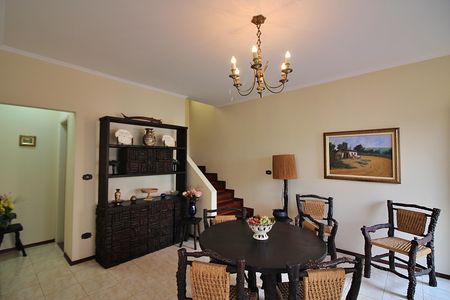 Casa à venda com 188m², 3 quartos e 4 vagasSala