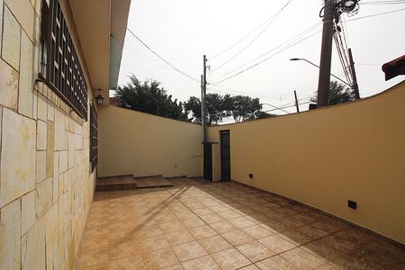 Casa à venda com 188m², 3 quartos e 4 vagasGaragem