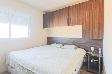 Apartamento à venda com 82m², 3 quartos e 2 vagas Apartamento à venda com 82m², 3 quartos e 2 vagasSuíte