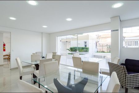 Apartamento à venda com 136m², 1 quarto e 2 vagas Apartamento à venda com 136m², 1 quarto e 2 vagasÁrea comum - Salão de festas