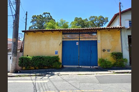 Casa à venda com 300m², 2 quartos e 12 vagas Casa à venda com 300m², 2 quartos e 12 vagasFachada
