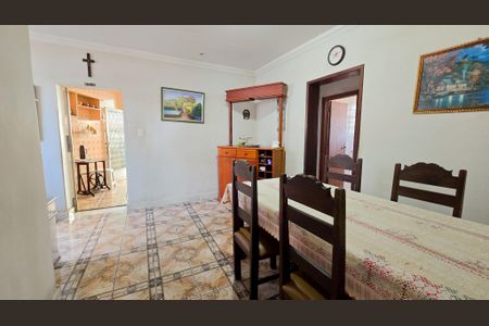 Casa à venda com 220m², 5 quartos e 4 vagasCopa