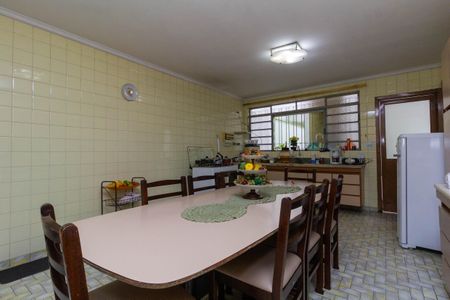 Casa para alugar com 350m², 3 quartos e 2 vagasCozinha