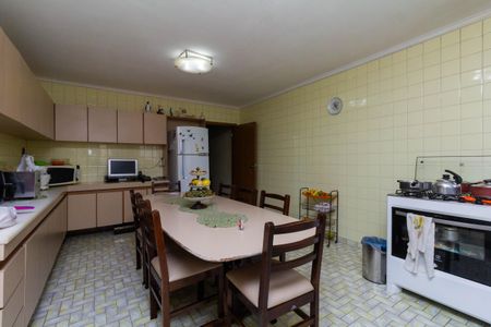 Casa para alugar com 350m², 3 quartos e 2 vagasCozinha