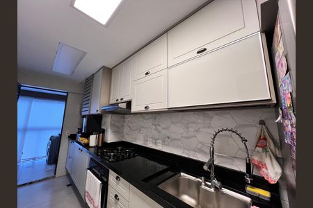 Apartamento para alugar com 165m², 3 quartos e 2 vagas Apartamento para alugar com 165m², 3 quartos e 2 vagasCozinha