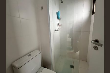 Apartamento para alugar com 165m², 3 quartos e 2 vagas Apartamento para alugar com 165m², 3 quartos e 2 vagasBanheiro de Serviço