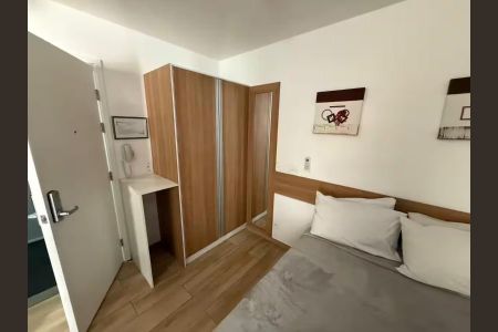 Apartamento à venda com 37m², 1 quarto e 1 vaga Apartamento à venda com 37m², 1 quarto e 1 vagaFoto 04