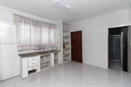 Casa à venda com 110m², 2 quartos e 2 vagas Casa à venda com 110m², 2 quartos e 2 vagasCozinha