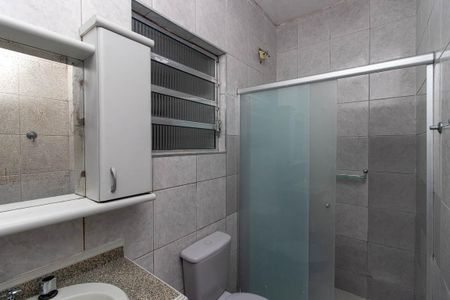 Casa à venda com 110m², 2 quartos e 2 vagas Casa à venda com 110m², 2 quartos e 2 vagasBanheiro