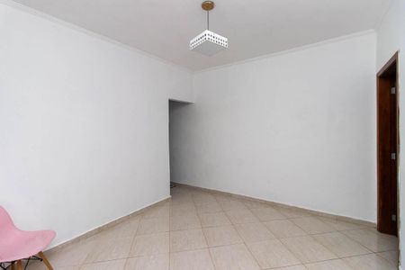 Casa à venda com 110m², 2 quartos e 2 vagas Casa à venda com 110m², 2 quartos e 2 vagasSala