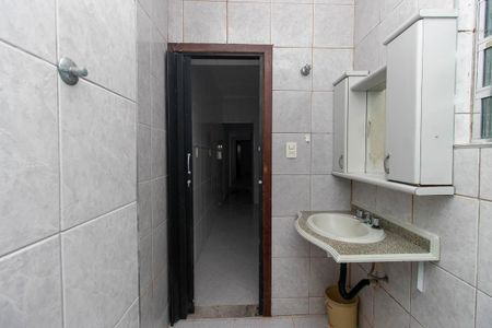 Casa à venda com 110m², 2 quartos e 2 vagas Casa à venda com 110m², 2 quartos e 2 vagasBanheiro