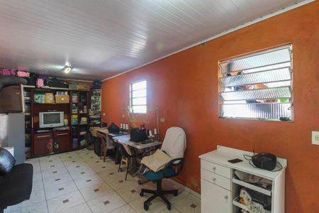 Casa à venda com 240m², 2 quartos e 3 vagas Casa à venda com 240m², 2 quartos e 3 vagasÁrea de Serviço