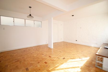Apartamento à venda com 65m², 2 quartos e 1 vaga Apartamento à venda com 65m², 2 quartos e 1 vagaSala