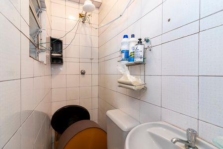 Casa à venda com 144m², 3 quartos e 2 vagas Casa à venda com 144m², 3 quartos e 2 vagasBanheiro de Serviço