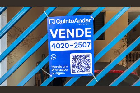 Casa à venda com 144m², 3 quartos e 2 vagas Casa à venda com 144m², 3 quartos e 2 vagasPlaca