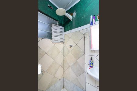 Casa à venda com 100m², 2 quartos e 2 vagasBanheiro de Serviço