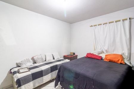 Casa à venda com 100m², 2 quartos e 2 vagasQuarto 1