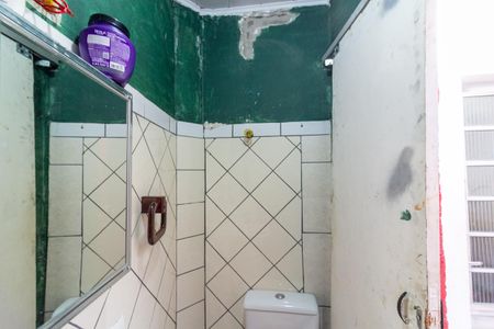 Casa à venda com 100m², 2 quartos e 2 vagasBanheiro de Serviço