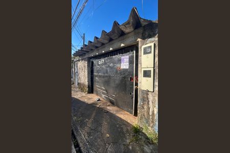 Casa à venda com 100m², 2 quartos e 2 vagasFachada