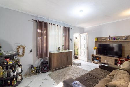 Casa à venda com 100m², 2 quartos e 2 vagasSala