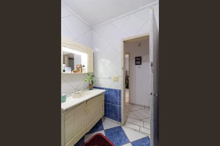 Casa à venda com 100m², 2 quartos e 2 vagasBanheiro Social