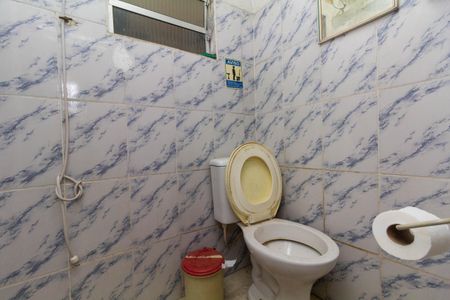 Casa à venda com 440m², 4 quartos e 8 vagasBanheiro 6