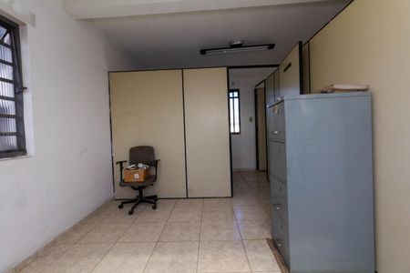 Casa à venda com 440m², 4 quartos e 8 vagasQuarto 2