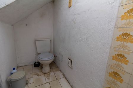 Casa à venda com 440m², 4 quartos e 8 vagasBanheiro 1