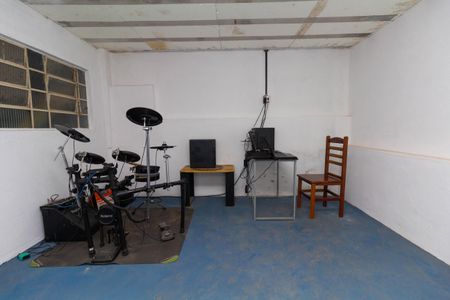 Casa à venda com 440m², 4 quartos e 8 vagasQuarto 4