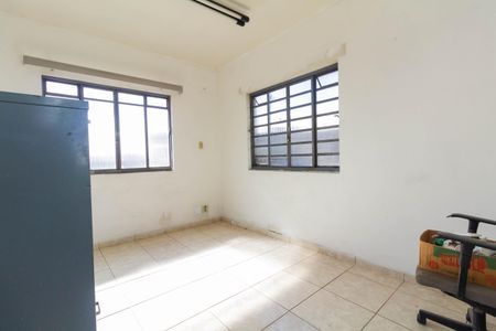 Casa à venda com 440m², 4 quartos e 8 vagasQuarto 2