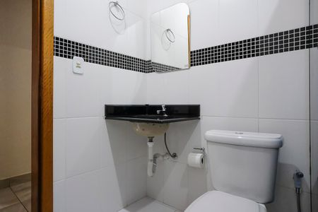 Casa à venda com 203m², 3 quartos e 2 vagasBanheiro